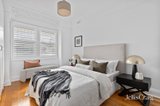 https://images.listonce.com.au/custom/160x/listings/15-fern-avenue-windsor-vic-3181/020/01808020_img_07.jpg?uDVfHmgTTFI