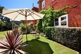 https://images.listonce.com.au/custom/160x/listings/15-foote-street-brighton-vic-3186/404/01893404_img_09.jpg?aFkbtbwMgZQ