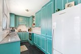 https://images.listonce.com.au/custom/160x/listings/15-freedom-court-whittington-vic-3219/924/01698924_img_03.jpg?LUPCI1jMlSE