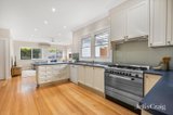 https://images.listonce.com.au/custom/160x/listings/15-gee-court-nunawading-vic-3131/862/01830862_img_05.jpg?TLlz8rfC5EU