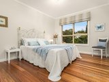 https://images.listonce.com.au/custom/160x/listings/15-glen-gully-road-eltham-north-vic-3095/228/00932228_img_08.jpg?fBQ-7XO0FFo