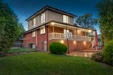 https://images.listonce.com.au/custom/160x/listings/15-glenview-court-croydon-north-vic-3136/579/00109579_img_08.jpg?tKC_sgxKqwk