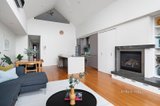 https://images.listonce.com.au/custom/160x/listings/15-gracie-street-northcote-vic-3070/042/01179042_img_06.jpg?W4PYKtb_XR0