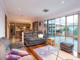 https://images.listonce.com.au/custom/160x/listings/15-greenbank-drive-mooroolbark-vic-3138/334/01524334_img_07.jpg?JFdFxtVqhlg