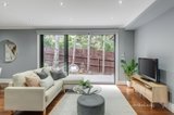 https://images.listonce.com.au/custom/160x/listings/15-greenview-close-donvale-vic-3111/853/01528853_img_02.jpg?frXyqWvGJa8