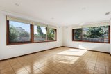 https://images.listonce.com.au/custom/160x/listings/15-grey-street-balwyn-vic-3103/369/00536369_img_06.jpg?JeSYr2cbFEc