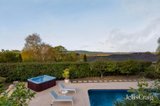 https://images.listonce.com.au/custom/160x/listings/15-gwingana-crescent-glen-waverley-vic-3150/893/01898893_img_02.jpg?CI_Je4IH4Gs