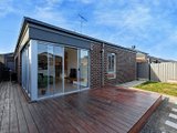 https://images.listonce.com.au/custom/160x/listings/15-hardwick-road-point-cook-vic-3030/708/01202708_img_09.jpg?PKXh6BdaGd8