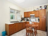 https://images.listonce.com.au/custom/160x/listings/15-heywood-street-ringwood-vic-3134/697/00620697_img_03.jpg?y0pBDNx3A6Q