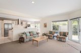 https://images.listonce.com.au/custom/160x/listings/15-hilledge-lane-mooroolbark-vic-3138/923/01582923_img_08.jpg?BhpB0BTVKVs