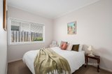 https://images.listonce.com.au/custom/160x/listings/15-hilledge-lane-mooroolbark-vic-3138/923/01582923_img_12.jpg?OZEkj4leMZM