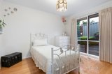 https://images.listonce.com.au/custom/160x/listings/15-hillhouse-road-templestowe-vic-3106/401/01594401_img_12.jpg?ZfXq28SLX8Q