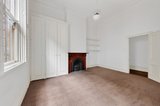 https://images.listonce.com.au/custom/160x/listings/15-hobson-street-south-yarra-vic-3141/786/01982786_img_05.jpg?Eu5xBnokGUk