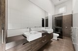 https://images.listonce.com.au/custom/160x/listings/15-hobson-street-south-yarra-vic-3141/786/01982786_img_11.jpg?0uhm9acnB4s