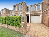 https://images.listonce.com.au/custom/160x/listings/15-hopkins-street-south-geelong-vic-3220/512/01561512_img_01.jpg?bMQ-Eb4w3RE