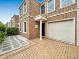 https://images.listonce.com.au/custom/160x/listings/15-hopkins-street-south-geelong-vic-3220/512/01561512_img_21.jpg?obg8FpgT814