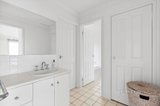 https://images.listonce.com.au/custom/160x/listings/15-hopkins-street-south-geelong-vic-3220/909/01717909_img_07.jpg?j3_rkkIrEbk