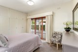 https://images.listonce.com.au/custom/160x/listings/15-huntingdon-road-bentleigh-east-vic-3165/860/00540860_img_03.jpg?NN5zwtMr8VE