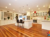 https://images.listonce.com.au/custom/160x/listings/15-hyne-street-lilydale-vic-3140/672/01524672_img_04.jpg?4WlnNO175I0