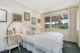 https://images.listonce.com.au/custom/160x/listings/15-inverarity-lane-newlyn-north-vic-3364/317/00985317_img_10.jpg?BQPwFEAml3M