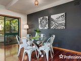 https://images.listonce.com.au/custom/160x/listings/15-inverness-road-mount-evelyn-vic-3796/966/01524966_img_07.jpg?0ep1bJB7UEw