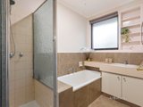 https://images.listonce.com.au/custom/160x/listings/15-jefferson-grove-doncaster-east-vic-3109/550/01681550_img_09.jpg?9JRNivXHuKU