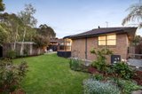 https://images.listonce.com.au/custom/160x/listings/15-jennifer-court-macleod-vic-3085/303/01590303_img_16.jpg?MyXlZfV2UlQ