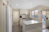https://images.listonce.com.au/custom/160x/listings/15-jindabyne-avenue-south-morang-vic-3752/436/01019436_img_02.jpg?EjZErdusIJI