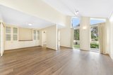 https://images.listonce.com.au/custom/160x/listings/15-jolimont-avenue-mulgrave-vic-3170/799/01921799_img_02.jpg?IGlFUGNQdjI