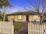 https://images.listonce.com.au/custom/160x/listings/15-kalimna-street-mooroolbark-vic-3138/280/01526280_img_01.jpg?T26eoOp_tm8