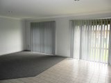 https://images.listonce.com.au/custom/160x/listings/15-kantara-crescent-lara-vic-3212/957/01691957_img_03.jpg?YGqMEnTc5rk