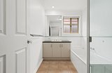 https://images.listonce.com.au/custom/160x/listings/15-kathy-court-mooroolbark-vic-3138/926/01953926_img_05.jpg?FKiBTDr6Am0