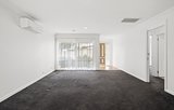 https://images.listonce.com.au/custom/160x/listings/15-kathy-court-mooroolbark-vic-3138/926/01953926_img_10.jpg?U-T525IA9J8