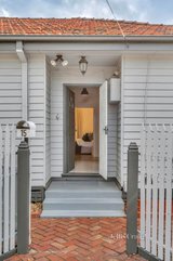 https://images.listonce.com.au/custom/160x/listings/15-keady-street-coburg-north-vic-3058/029/01706029_img_10.jpg?JSRxBXcH4jE