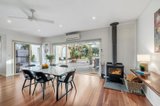 https://images.listonce.com.au/custom/160x/listings/15-kenlon-street-bentleigh-east-vic-3165/478/01562478_img_03.jpg?elmDVWskURY