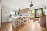 https://images.listonce.com.au/custom/160x/listings/15-kennedy-street-fairfield-vic-3078/349/01991349_img_08.jpg?93xmlW7ul0k