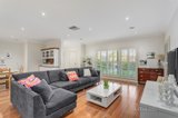 https://images.listonce.com.au/custom/160x/listings/15-kerr-street-blackburn-vic-3130/708/00369708_img_04.jpg?PYBv6XE__lA