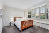 https://images.listonce.com.au/custom/160x/listings/15-kerr-street-blackburn-vic-3130/708/00369708_img_05.jpg?FBTjN62YxCM