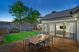 https://images.listonce.com.au/custom/160x/listings/15-kerr-street-blackburn-vic-3130/708/00369708_img_09.jpg?ahxNUbWtihM