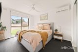 https://images.listonce.com.au/custom/160x/listings/15-kiah-court-patterson-lakes-vic-3197/822/01911822_img_07.jpg?nsipDBbfiCc