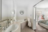 https://images.listonce.com.au/custom/160x/listings/15-king-street-balwyn-vic-3103/209/01810209_img_09.jpg?FwSkaAtDROQ