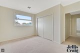 https://images.listonce.com.au/custom/160x/listings/15-kingsley-grove-mount-waverley-vic-3149/620/01826620_img_16.jpg?2HfuHJo71wM