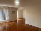 https://images.listonce.com.au/custom/160x/listings/15-kogarah-court-keysborough-vic-3173/859/01989859_img_07.jpg?XzQTk237or4