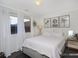 https://images.listonce.com.au/custom/160x/listings/15-lan-avenue-altona-meadows-vic-3028/912/01203912_img_06.jpg?lrLszz5ex4U