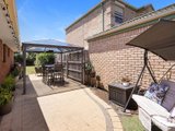 https://images.listonce.com.au/custom/160x/listings/15-lan-avenue-altona-meadows-vic-3028/912/01203912_img_09.jpg?0wmUAQTUGpk