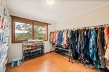 https://images.listonce.com.au/custom/160x/listings/15-landara-court-mooroolbark-vic-3138/306/01837306_img_08.jpg?KN4YcQ7Cs8g
