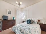 https://images.listonce.com.au/custom/160x/listings/15-lansdowne-road-st-kilda-east-vic-3183/811/00828811_img_02.jpg?3z_88xggzJI