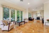 https://images.listonce.com.au/custom/160x/listings/15-lantana-drive-wonga-park-vic-3115/892/00425892_img_05.jpg?XwwiWpQaCUQ