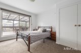 https://images.listonce.com.au/custom/160x/listings/15-law-street-briar-hill-vic-3088/612/01830612_img_07.jpg?gKz5TABtKD4