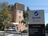 https://images.listonce.com.au/custom/160x/listings/15-lawford-street-box-hill-north-vic-3129/435/01684435_img_06.jpg?BKPoWP457IY